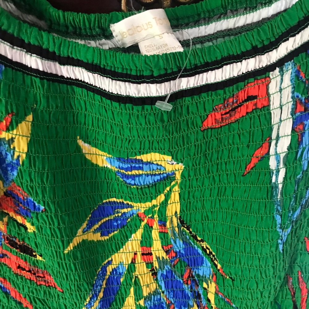 Vibrant colors show stopper - Picture 4 of 7